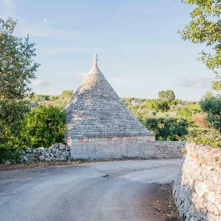 Trullo Malvischi With Pool Alberobello