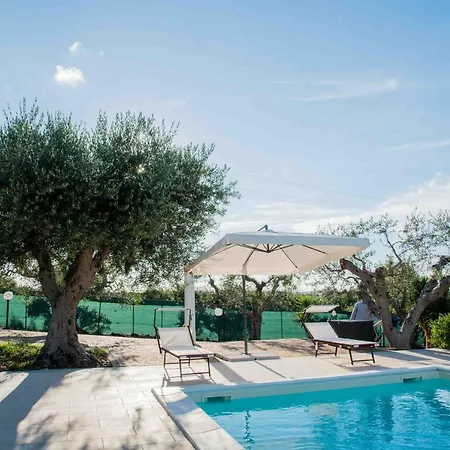 Trullo Malvischi With Pool 別荘 *
